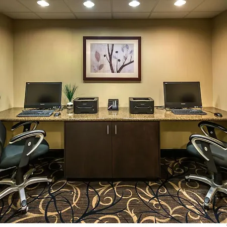 Hampton Inn & Suites Reno-2
